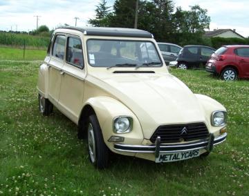 CITROEN DYANE 6 - 1976 - EN TRES BON ETAT - LUSTREE NETTOYEE REVISEE