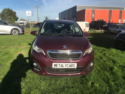 PEUGEOT 108 1.2 VTI ESSENCE - 82CH / 4CV - 5 PLACES/ 3 PORTES - 3 900 €