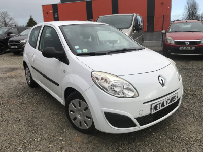 Renault Twingo II 1.2 LEV 16v - eco2 - 75CH / 4CV - 4 PLACES / 3 PORTES - 5 790 €