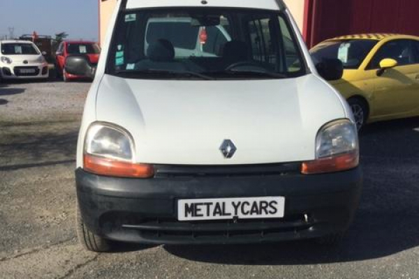 Renault Kangoo 1.2 - 58 CH / 6 CV -  5 places - CT OK - 1 990 €