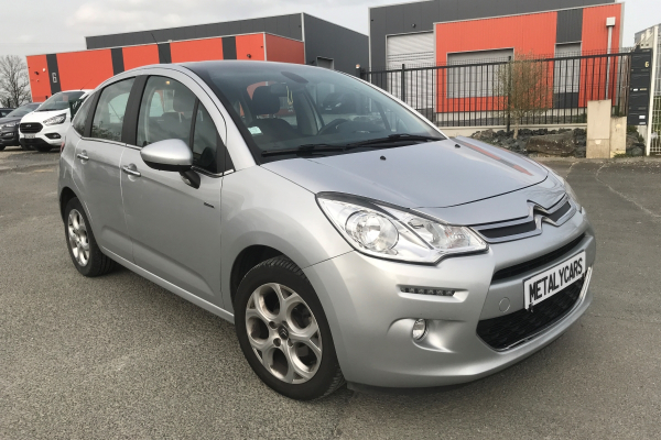 Citroën C3 II 1.2 VTI 82 CH - 4CV  5 PLACES / 5 PORTES - 6 100€