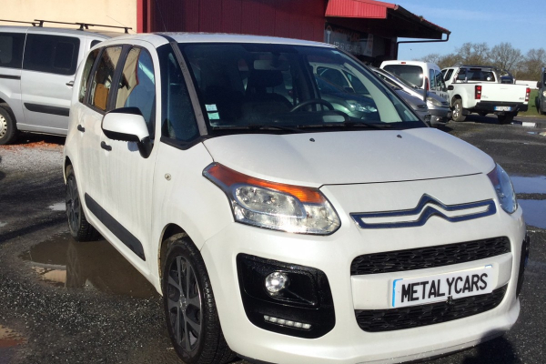 Citroën C3 Picasso 1.2 PTEC 110ch / 6 CV - Confort 5 places - 127 650 km - 6 500€
