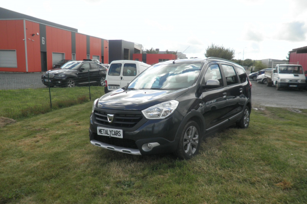 Dacia Lodgy I (J92) 1.2 TCe 115ch Stepway Euro6 7 places - 8 990€