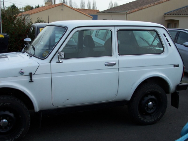 LADA NIVA 4X4 - 1.7L BICARBURATION ESSENCE / GPL  => CARTE GRISE GRATUITE