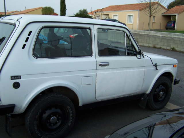 LADA NIVA 4X4 - 1.7L BICARBURATION ESSENCE / GPL  => CARTE GRISE GRATUITE