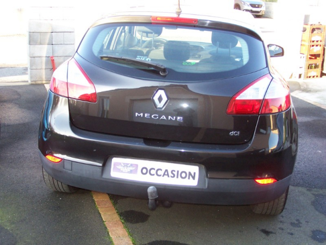 RENAULT MEGANE III 1.5 DCI 105 DYNAMIQUE - 5 PLACES / 5 PORTES - NOIRE