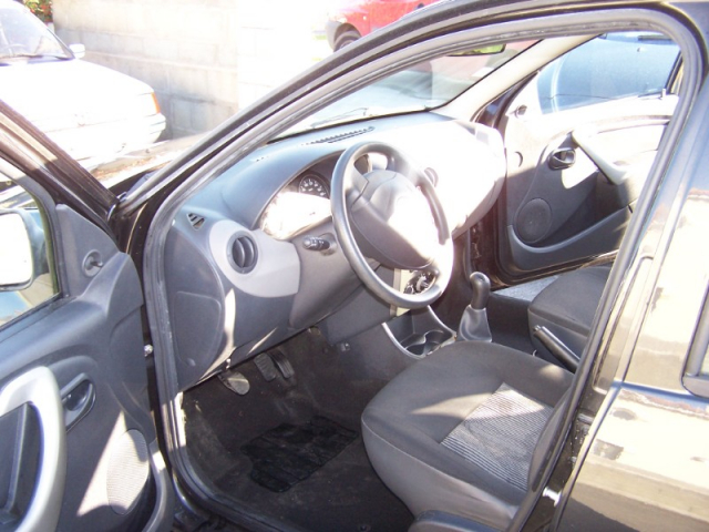 DACIA SANDERO 1.4 MPI 75 GPL AMBIANCE - 5 PLACES / 5 PORTES - NOIRE