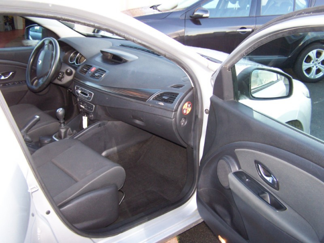 RENAULT MEGANE III (2) 1.5 DCI 110 FAP EXPRESSION ECO2  - GARATIE 6 MOIS -