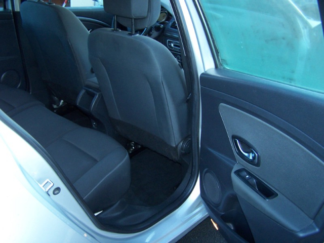 RENAULT MEGANE III (2) 1.5 DCI 110 FAP EXPRESSION ECO2  - GARATIE 6 MOIS -