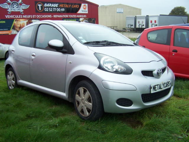 TOYOTA AYGO (2) 1.0 VVT-I IN 5P - Possibilité de passer au Bioéthanol avec #Flexfuel