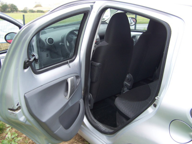 TOYOTA AYGO (2) 1.0 VVT-I IN 5P - Possibilité de passer au Bioéthanol avec #Flexfuel