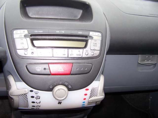 TOYOTA AYGO (2) 1.0 VVT-I IN 5P - Possibilité de passer au Bioéthanol avec #Flexfuel