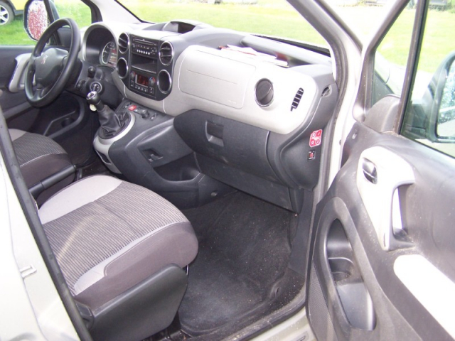 Peugeot Partner Tepee 1.6 HDI 90cv - 5 PLACES / 5 PORTES