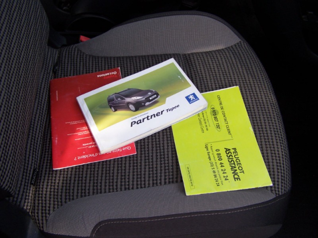 Peugeot Partner Tepee 1.6 HDI 90cv - 5 PLACES / 5 PORTES