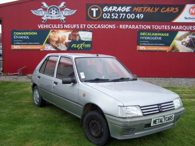 PEUGEOT 205 1.1l 60cv SACRE NUMERO 5P