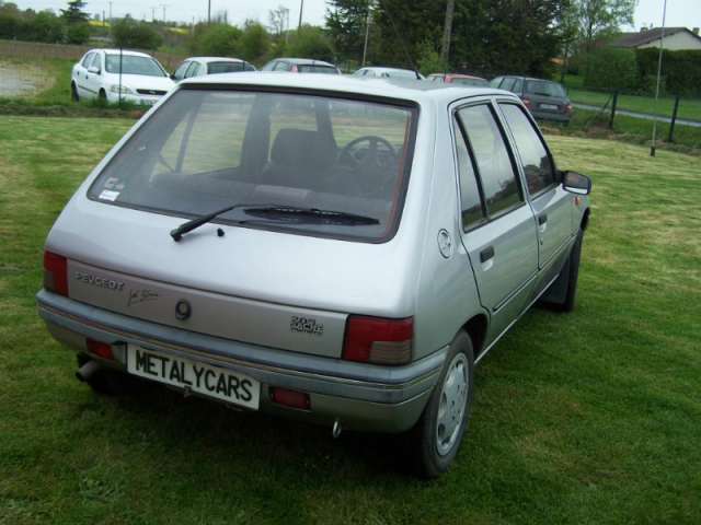 PEUGEOT 205 1.1l 60cv SACRE NUMERO 5P