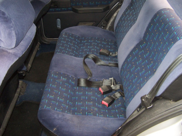 PEUGEOT 205 1.1l 60cv SACRE NUMERO 5P