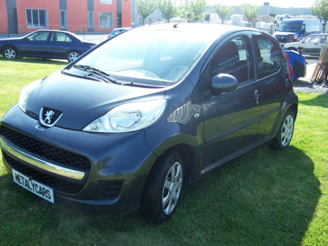 PEUGEOT 107 1.0 12V 68 ENVY BLUE LION - 4 PLACES / 5 PORTES 