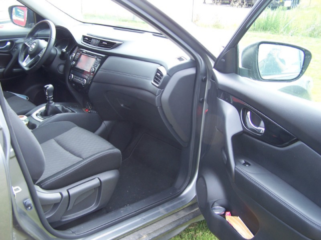 Nissan X-TRAIL 1.6 dCi 130 5pl N-Connecta - TRES PEU ROULER-