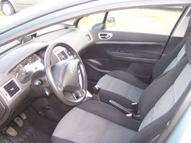 Peugeot 307 SW 1.6 HDI 90ch - 5 PLACES / 5 PORTES