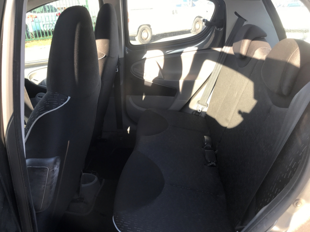 PEUGEOT 107 1.0 TRENDY 68CH / 4CV - 4 PLACES / 5 PORTES - COLORIS GRIS