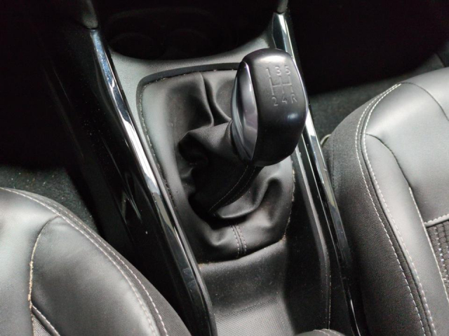 PEUGEOT 2008 BLUEHDI 100CH S&S BVM5 ALLURE - 5 PLACES / 5 PORTES