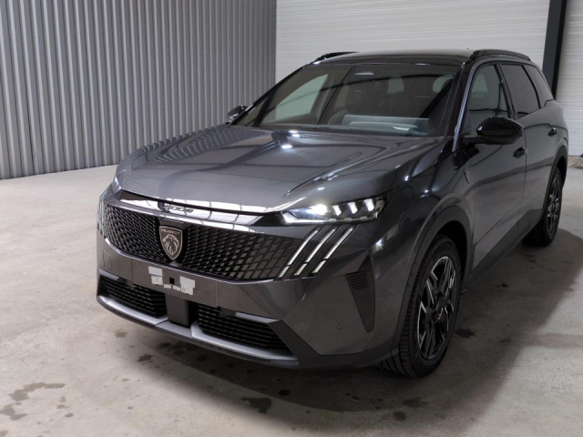 NOUVEAU PEUGEOT 5008 HYBRID 145 BVA E-DCS6 7PL GT - 7 PLACES / 5 PORTES