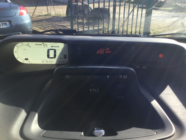 Citroën C3 Picasso 1.2 PTEC 110ch / 6 CV - Confort 5 places - 127 650 km - 6 500€