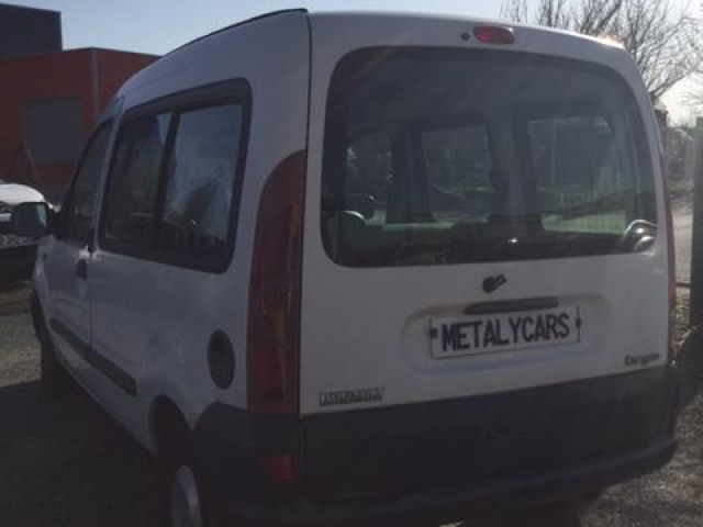 Renault Kangoo 1.2 - 58 CH / 6 CV -  5 places - CT OK - 1 990 €