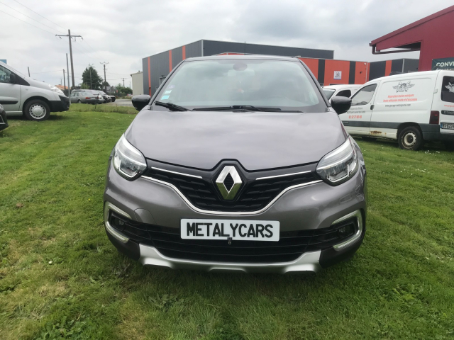 RENAULT CAPTUR 0.9 TCE 90 CH INTENSE - 5 PLACES / 5 PORTES - 9 900€