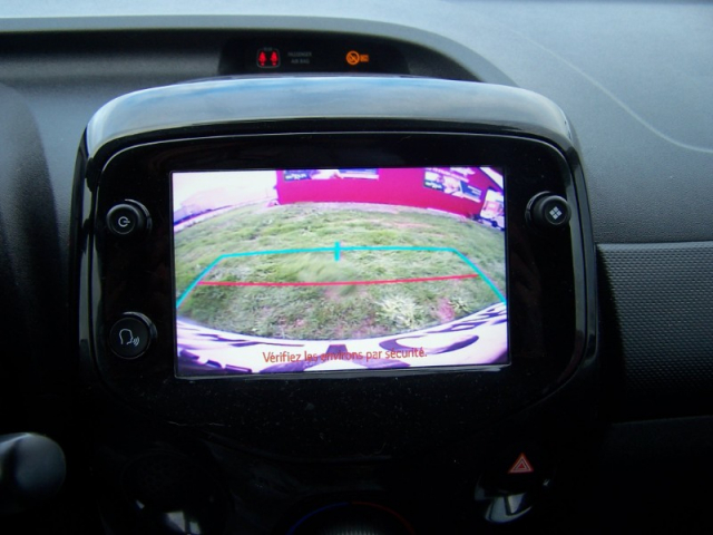 Citroën C1 VTi 68 ETG Shine - 4 PLACES / 5 PORTES - GRIS