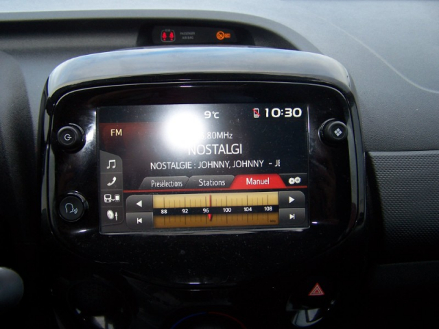 Citroën C1 VTi 68 ETG Shine - 4 PLACES / 5 PORTES - GRIS