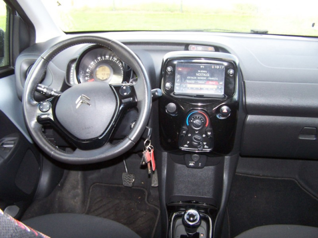 Citroën C1 VTi 68 ETG Shine - 4 PLACES / 5 PORTES - GRIS