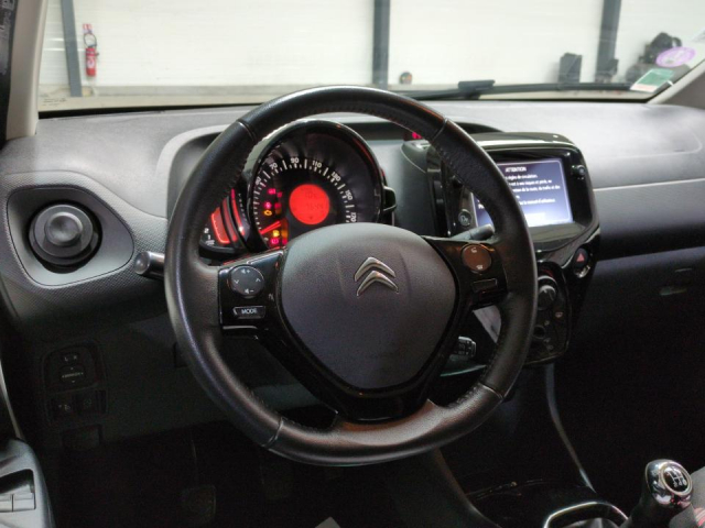 CITROEN C1 VTI 72 S&S BVM5 SHINE - 4 PLACES / 4 PORTES + HAYON