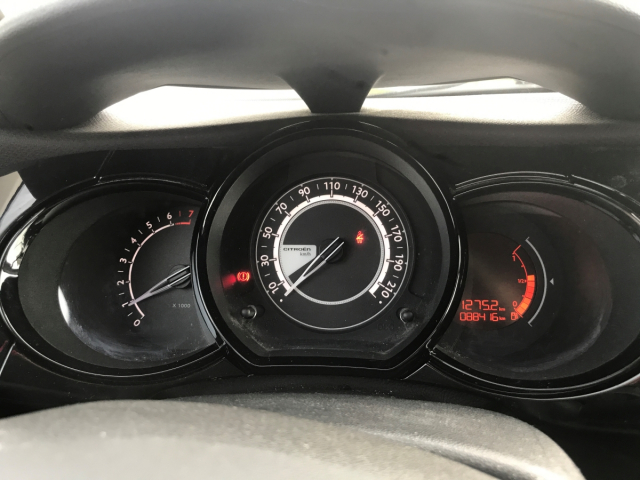 Citroën C3 II 1.2 VTI 82 CH - 4CV  5 PLACES / 5 PORTES - 6 100€