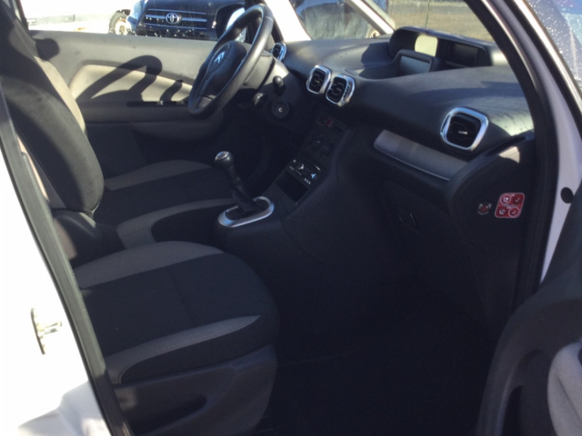 Citroën C3 Picasso 1.2 PTEC 110ch / 6 CV - Confort 5 places - 127 650 km - 6 500€