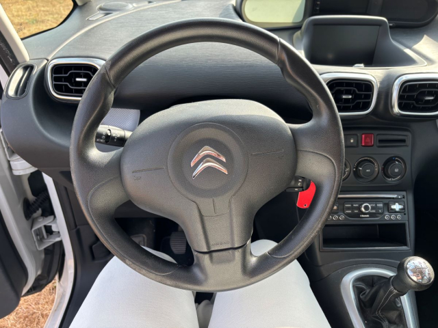 Citroën C3 Picasso 1.2 PTEC 110ch / 6 CV - Confort 5 places - 127 650 km - 6 500€