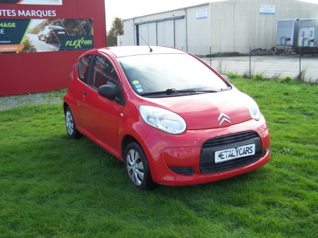 Citroën C1 1.0i Airdream Attraction - 4 PLACES / 3 PORTES - ROUGE