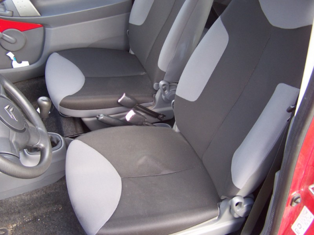 Citroën C1 1.0i Airdream Attraction - 4 PLACES / 3 PORTES - ROUGE