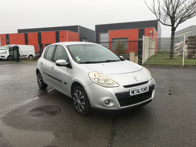 CLIO III EXPRESSION CLIM 1.5 DCI 90CV 4CV - 5 PLACES / 5 PORTES