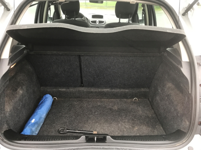 CLIO III EXPRESSION CLIM 1.5 DCI 90CV 4CV - 5 PLACES / 5 PORTES