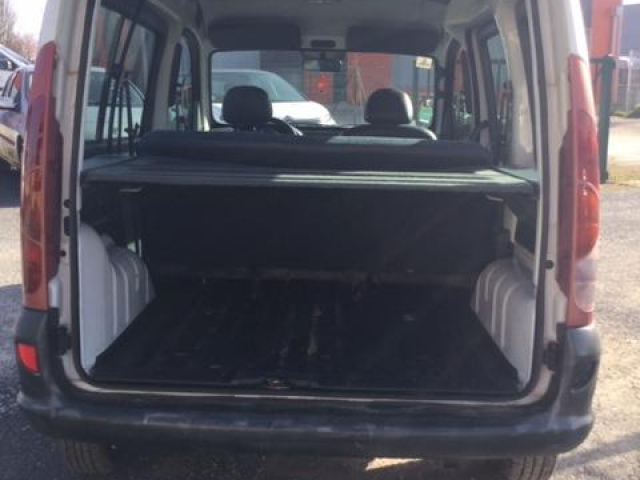 Renault Kangoo 1.2 - 58 CH / 6 CV -  5 places - CT OK - 1 990 €