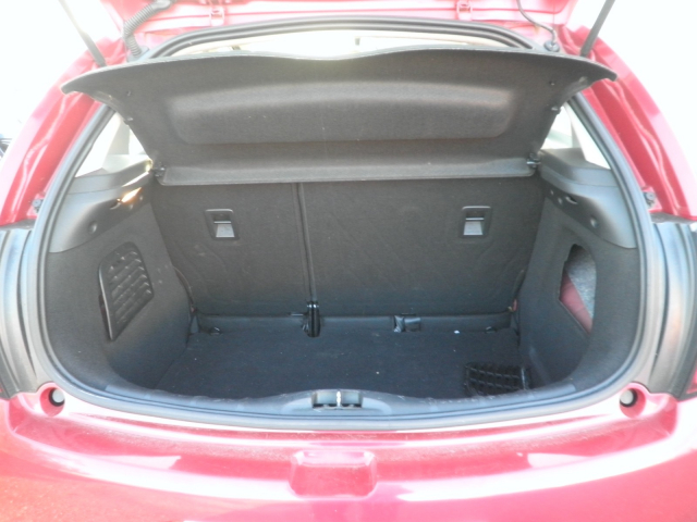 Citroën C3 II ATTRACTION 1.0 VTi 68ch  - 5 PLACES / 5 PORTES - Rouge Rubi