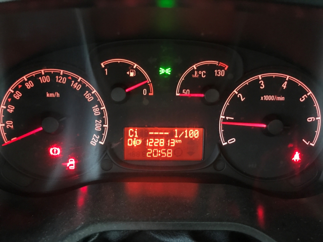 OPEL COMBO CAMIONETTE 1.6 CDTI - 105 CH / 5CV - 2 PLACES / 3 PORTES - 9 990 €