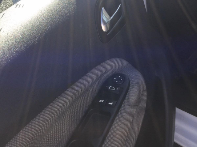 Citroën C3 Picasso 1.2 PTEC 110ch / 6 CV - Confort 5 places - 127 650 km - 6 500€