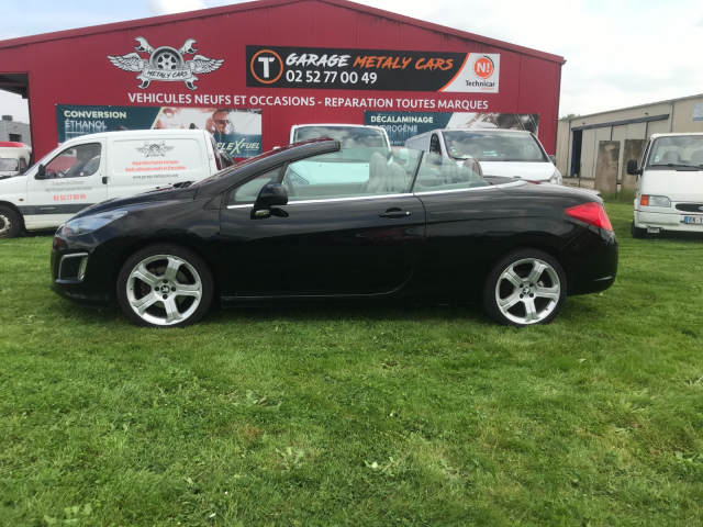 PEUGEOT 308 CC (2) CC 2.0 HDI 160 FAP FELINE BVA6 -  7 300€ 