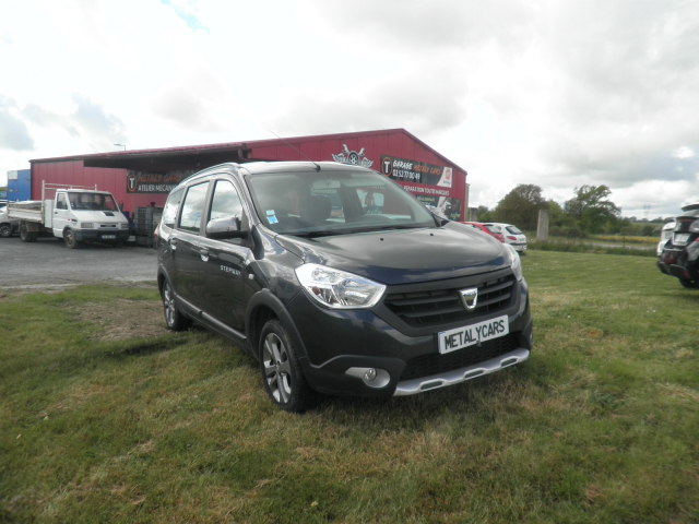 Dacia Lodgy I (J92) 1.2 TCe 115ch Stepway Euro6 7 places - 8 990€
