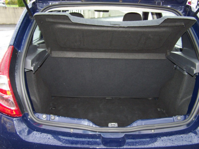 DACIA SANDERO 1.4 MPI 75 GPL AMBIANCE - 5 PLACES / 5 PORTES - BIOCARBURANT