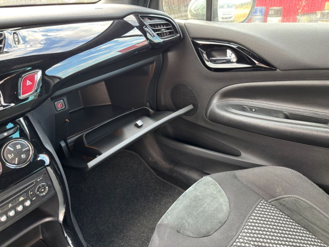 Citroën DS3 1.6 THP 155 Sport Chic 5 - 5 PLACES / 3 PORTES - GRIS