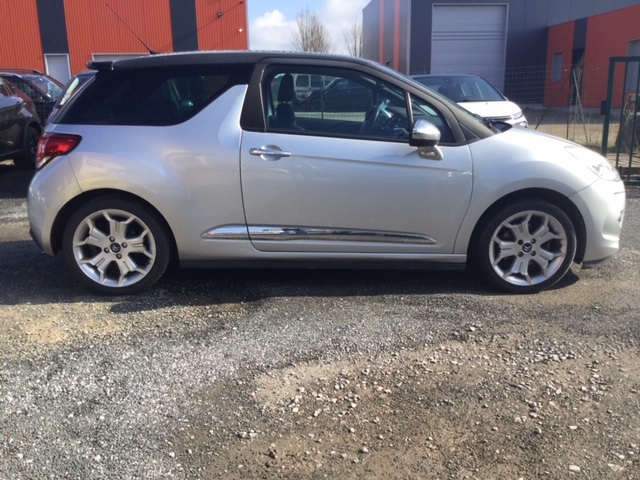 Citroën DS3 1.6 THP 155 Sport Chic 5 - 5 PLACES / 3 PORTES - GRIS
